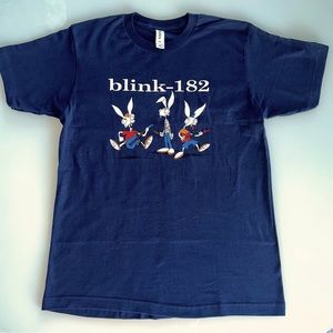 Blink 182 Rabbit Rock/Pop/Punk Band T-Shirt